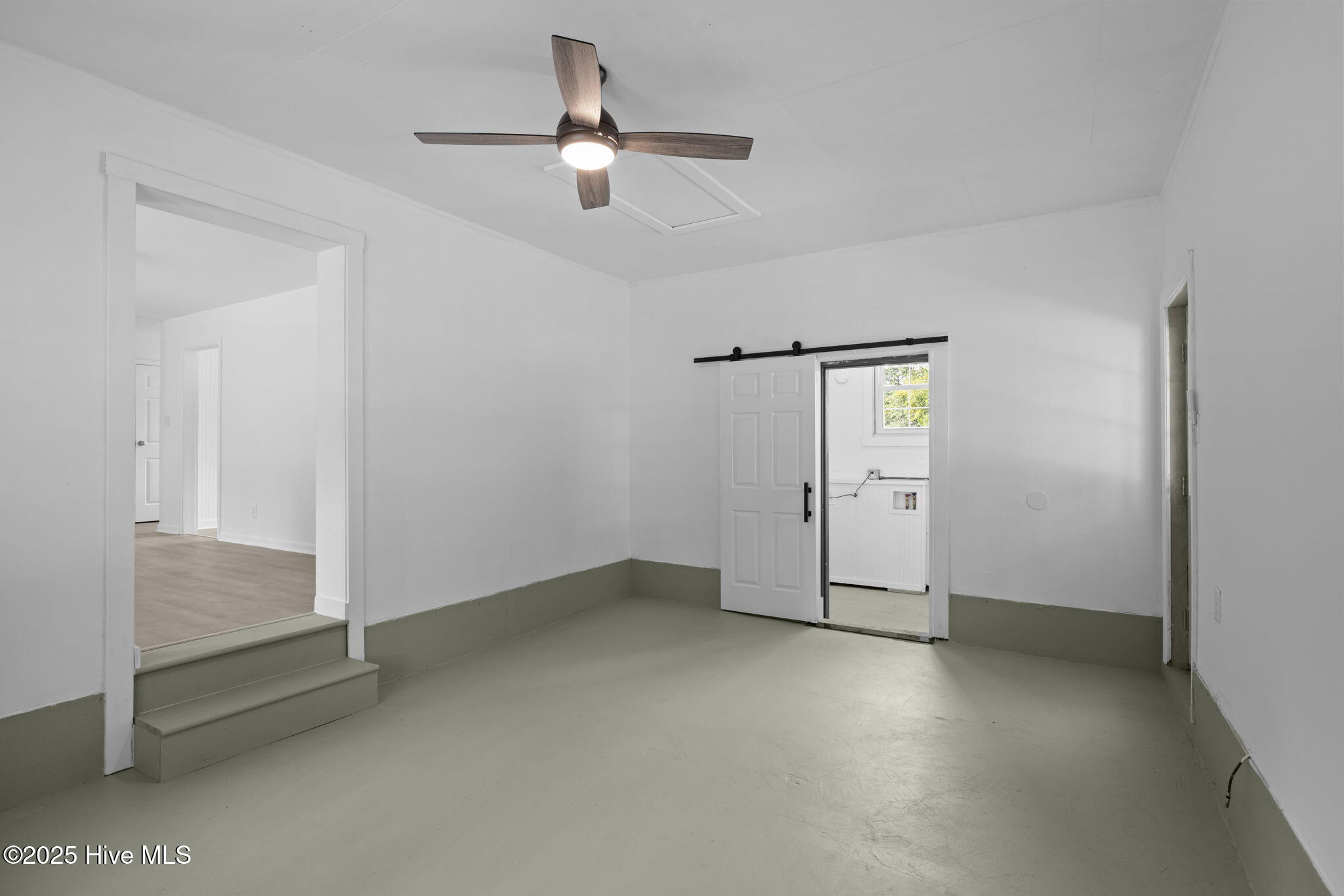 119 Riverside Drive Havelock, NC 28532 - Photo 27 of 41 Family Room