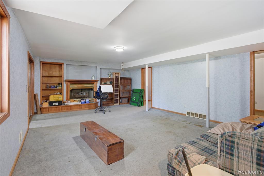 3931 Mildred Avenue Rochester Hills, MI 48309 - Photo 19 of 39