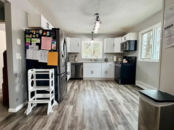 $484,500 | 28308 Oliver Avenue, Worthington, MN 56187