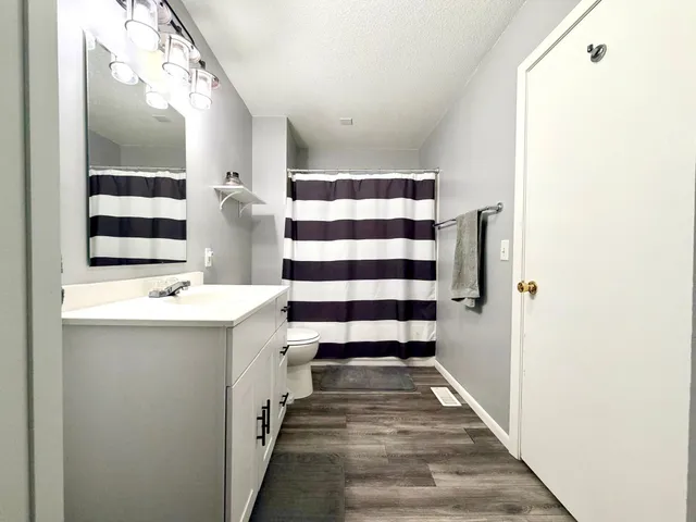 $499,000 | 28308 Oliver Avenue, Worthington, MN 56187