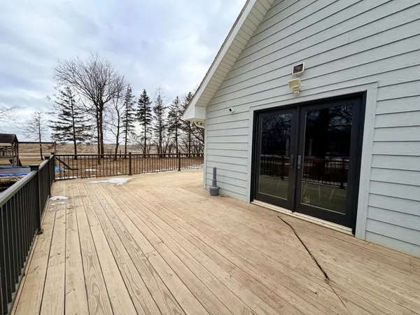 $484,500 | 28308 Oliver Avenue, Worthington, MN 56187