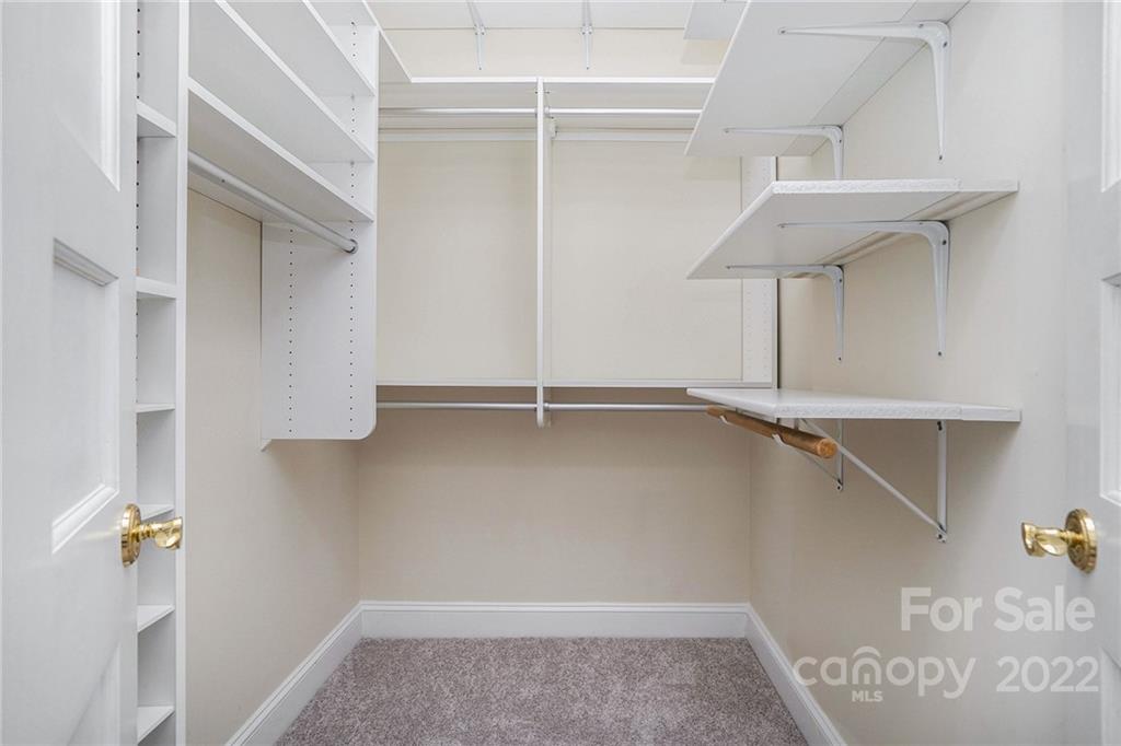237 Queens Road, Unit 237 Charlotte, NC 28204 - Photo 19 of 29 Gallery Image 19