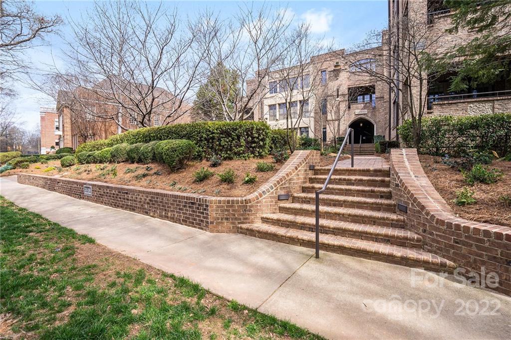 237 Queens Road, Unit 237 Charlotte, NC 28204 - Photo 29 of 29 Gallery Image 29