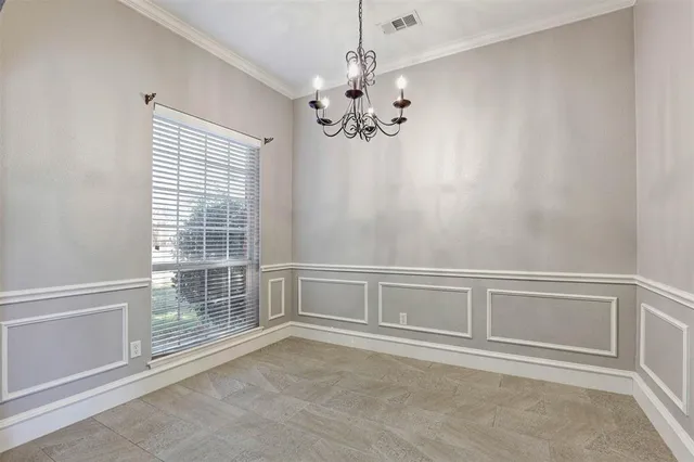 $2,700 | 820 Flagstone Drive, Burleson, TX 76028