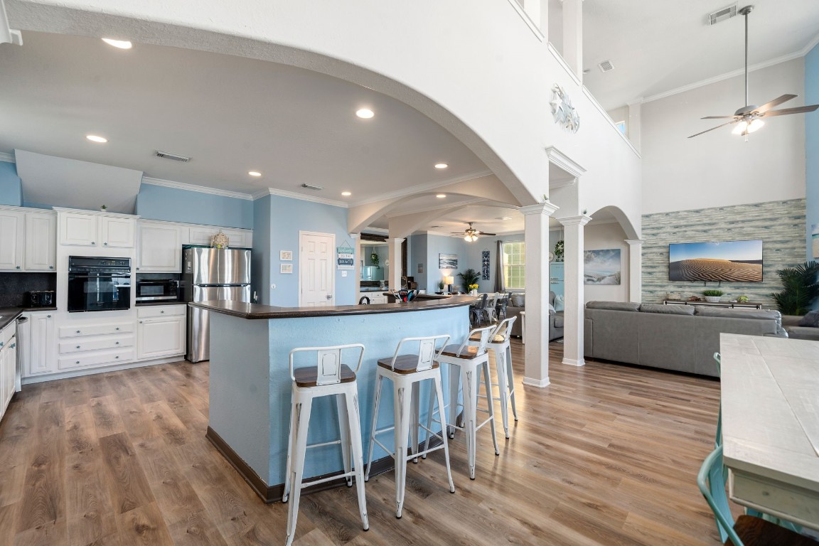 116 Starfish Street Surfside Beach, TX 77541 - Photo 15 of 49