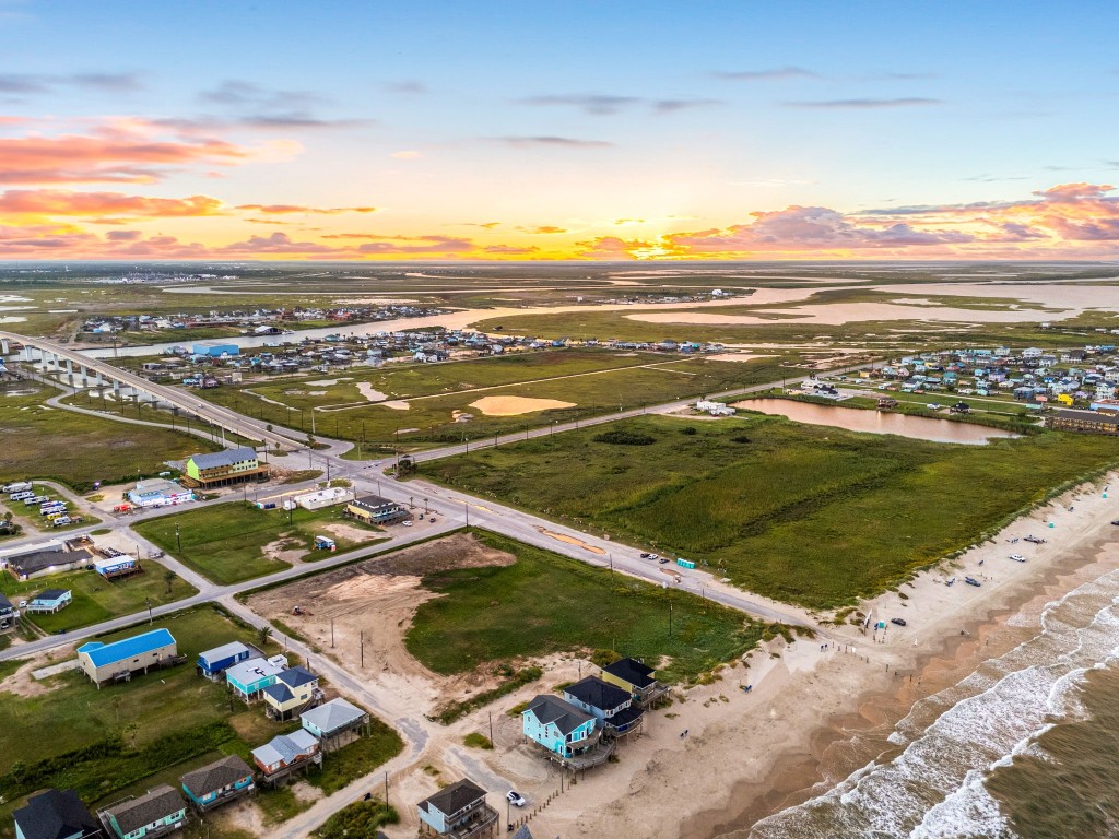 116 Starfish Street Surfside Beach, TX 77541 - Photo 48 of 49 a view of an ocean and beach