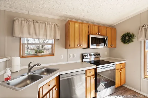 $375,000 | 4618 Rivers Edge Drive, Charlestown, IN 47111