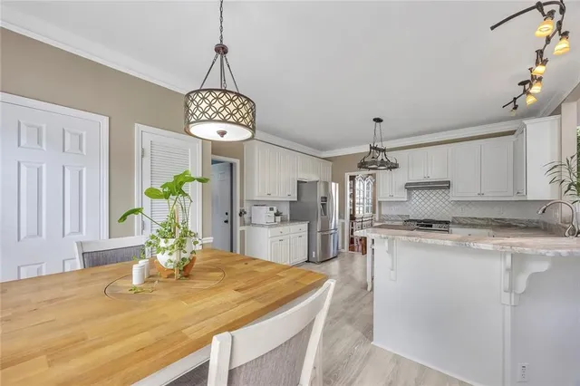 $575,000 | 225 Ruby Forest Parkway, Suwanee, GA 30024