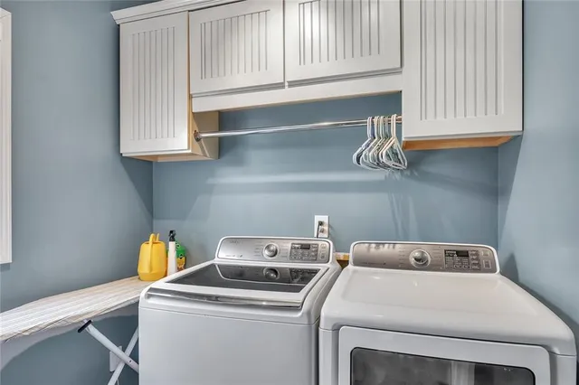 $575,000 | 225 Ruby Forest Parkway, Suwanee, GA 30024