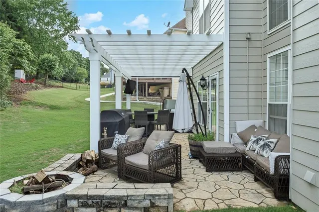 $575,000 | 225 Ruby Forest Parkway, Suwanee, GA 30024