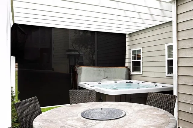 $575,000 | 225 Ruby Forest Parkway, Suwanee, GA 30024