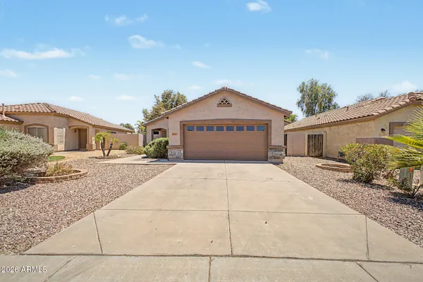$2,200 | 3311 East San Angelo Avenue, Gilbert, AZ 85234