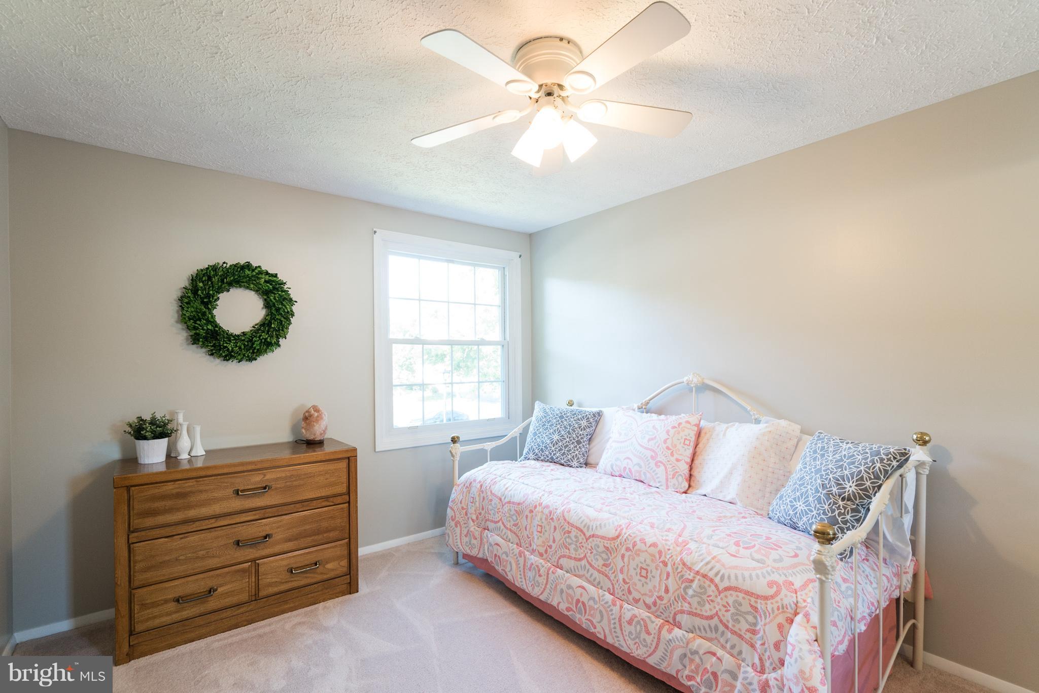 403 Rock Lodge Road Gaithersburg, MD 20877 - Photo 15 of 28 Bedroom 2 Easily fits a double or queen.