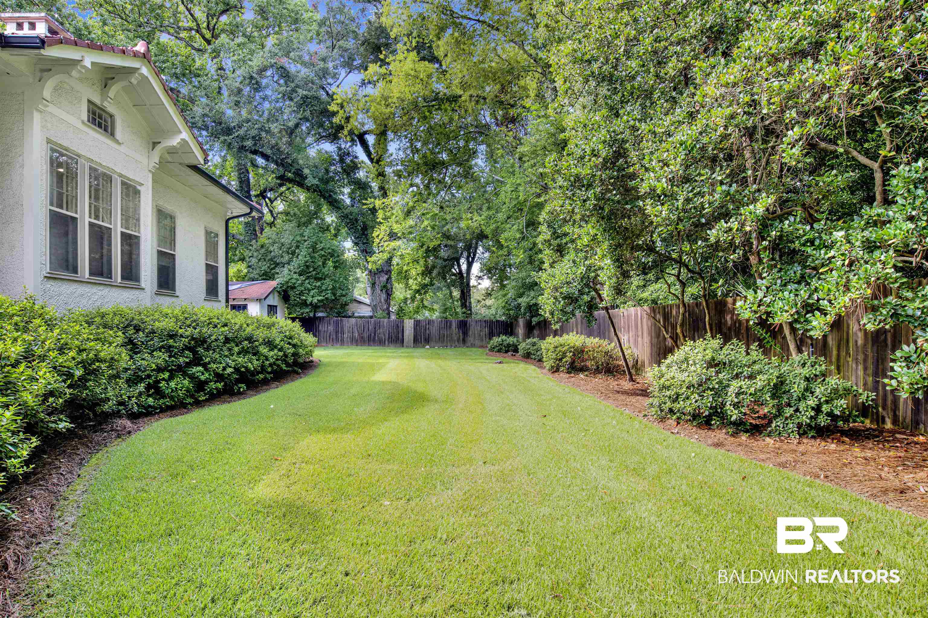 1654 Government Street Mobile, AL 36604 - Photo 10 of 45 View of yard