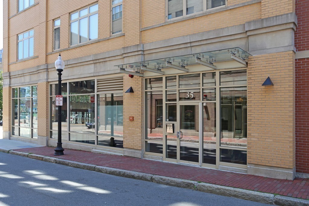 35 Fay Street, Unit 202 Boston, MA 02118 - Photo 16 of 17