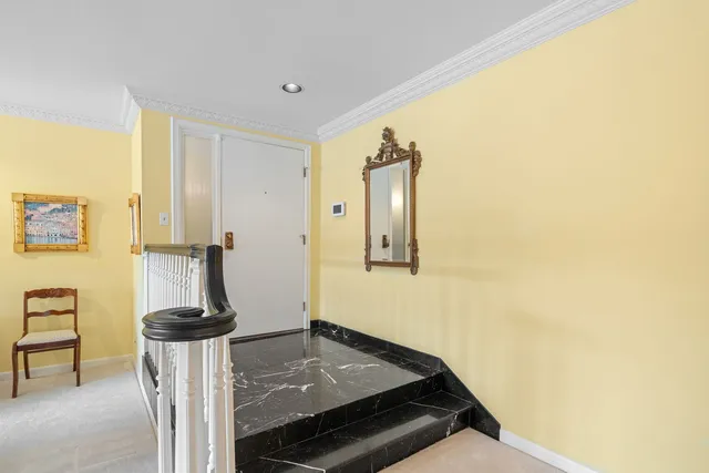 $645,000 | 3 Oak Brook Club Drive, Unit E207, Oak Brook, IL 60523