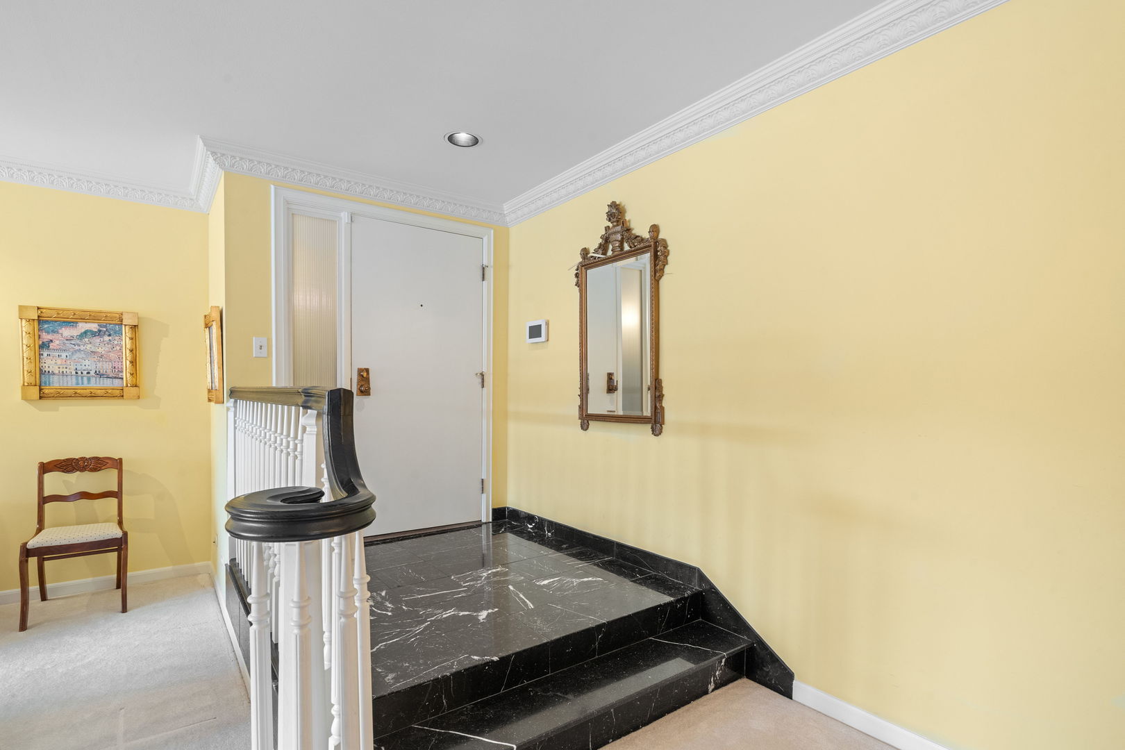 3 Oak Brook Club Drive, Unit E207 Oak Brook, IL 60523 - Photo 3 of 35 a view of entryway and hall