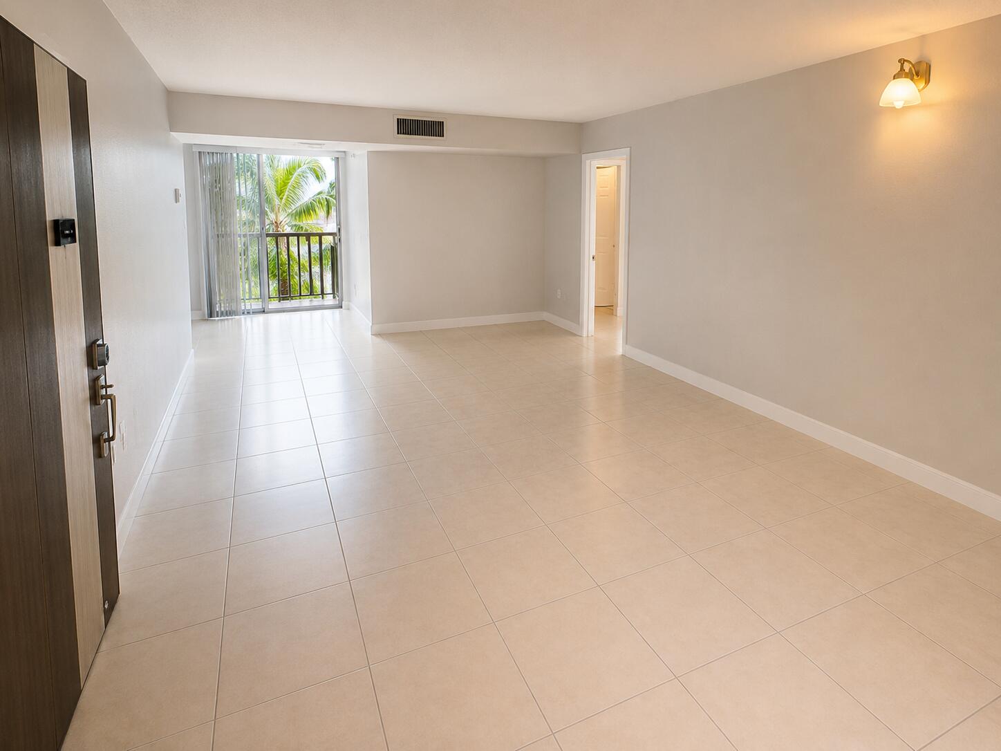 8650 Southwest 133rd Avenue Road, Unit 214 Miami, FL 33183 - Photo 4 of 25 Foto6.png
