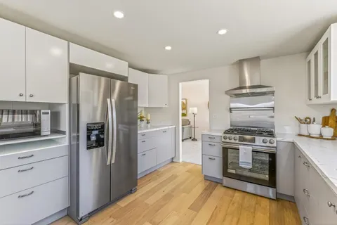 $1,050,000 | 3245 Estrella Del Mar Way, Marina, CA 93933