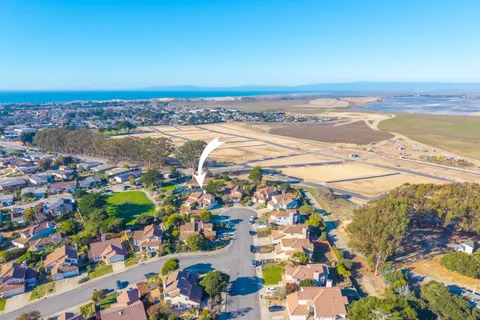 $1,050,000 | 3245 Estrella Del Mar Way, Marina, CA 93933