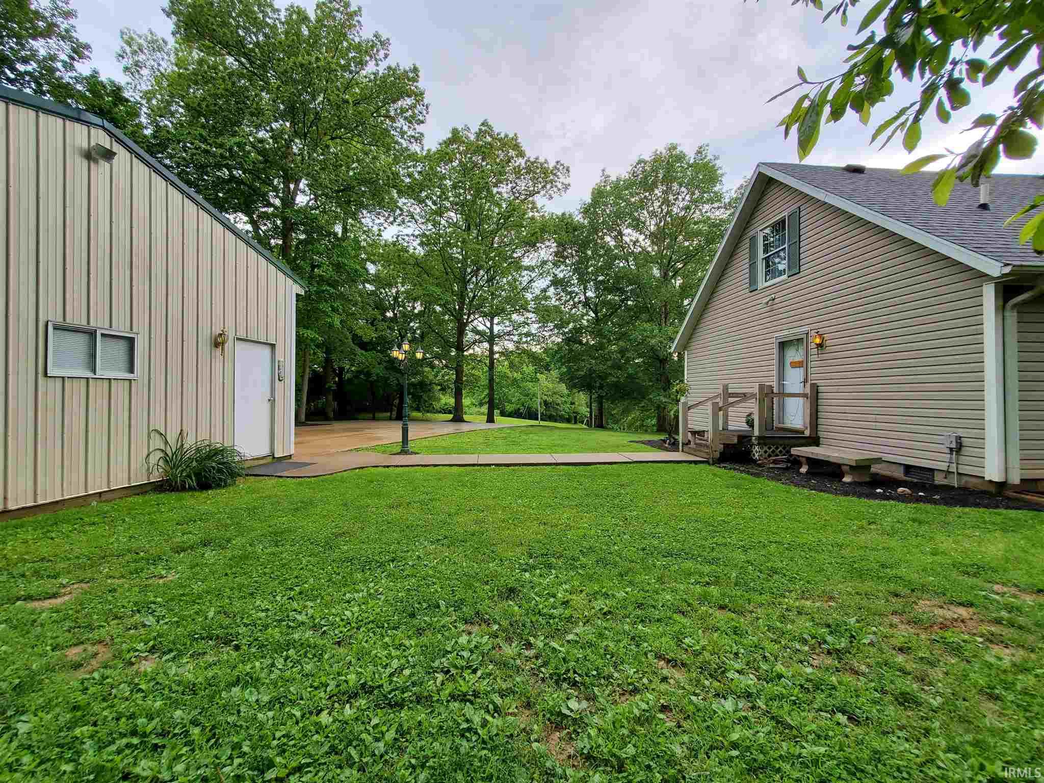 210 Stove Road Bedford, IN 47421 - Photo 11 of 36