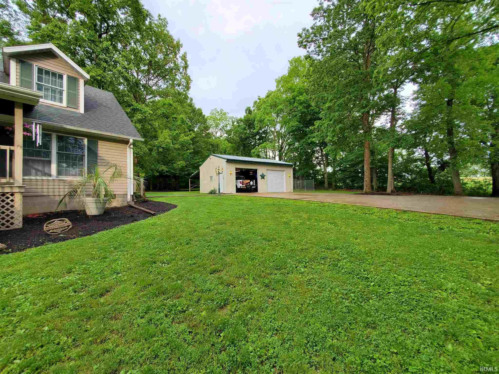 210 Stove Road Bedford, IN 47421 - Photo 6 of 36
