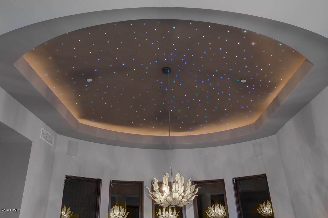4825 East Roadrunner Road Paradise Valley, AZ 85253 - Photo 67 of 92 4825 E Roadrunner breakfast ceiling