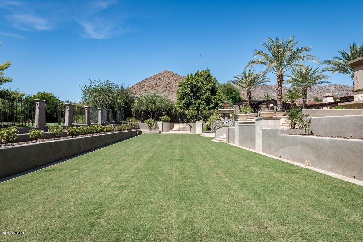 4825 East Roadrunner Road Paradise Valley, AZ 85253 - Photo 76 of 92 Roadrunner 2 Bocce grassy area