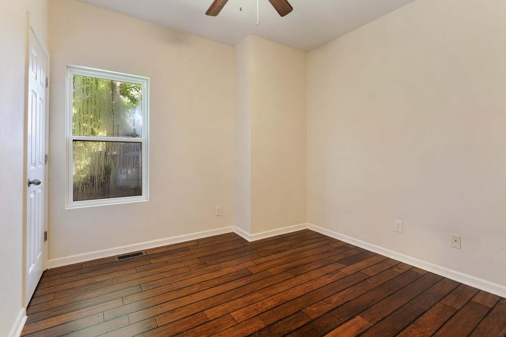 1099 Smith Street Southwest, Unit B Atlanta, GA 30310 - Photo 9 of 23