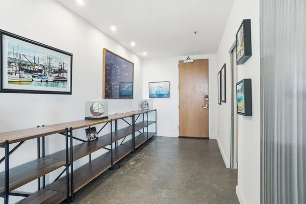 $699,000 | 2220 Canton Street, Unit 407, Dallas, TX 75201