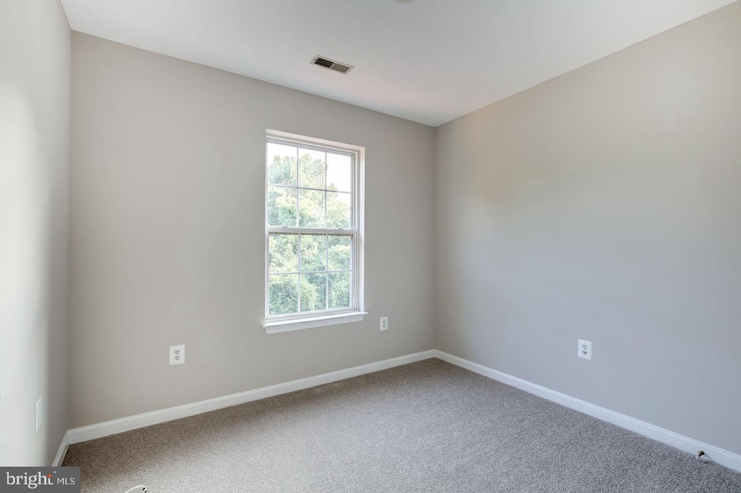 4719 Springmaid Lane Oxon Hill, MD 20745 - Photo 17 of 34