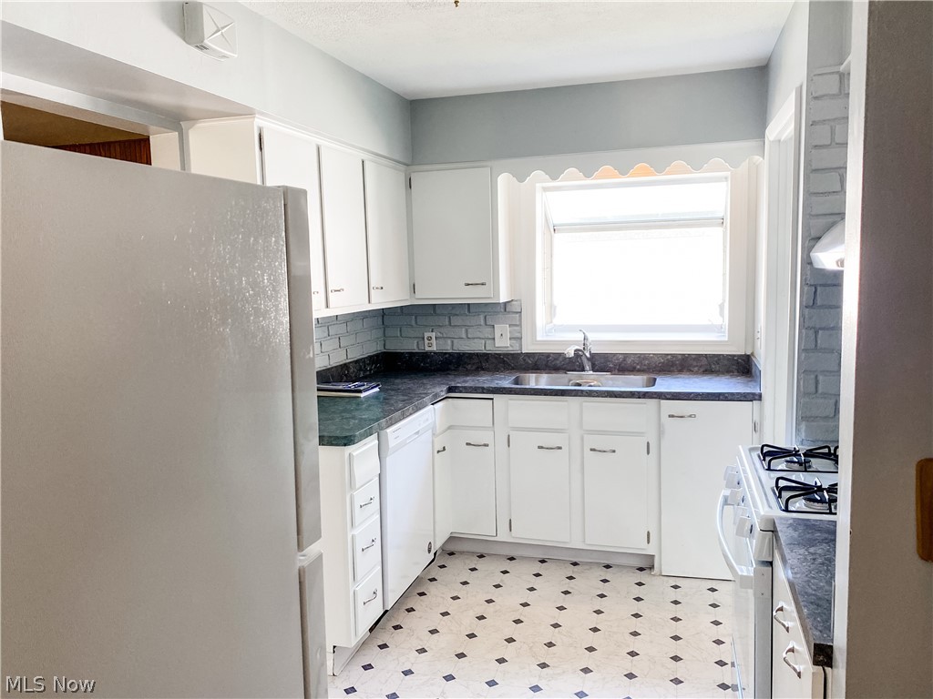 5093 Forest Road Mentor, OH 44060 - Photo 10 of 21 Gallery Image 10