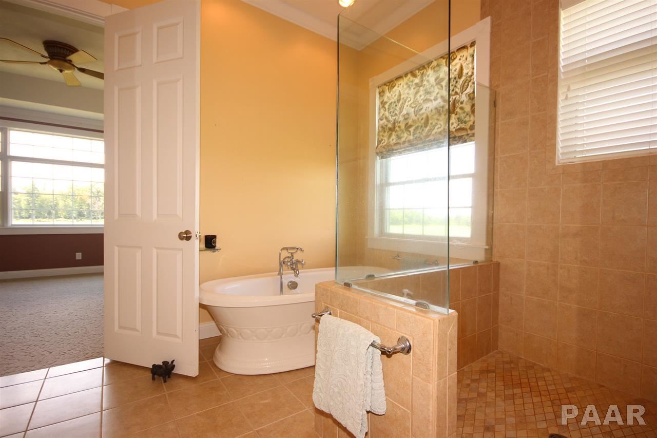 14753 Boston School Road Mackinaw, IL 61755 - Photo 19 of 36 Gallery Image 19