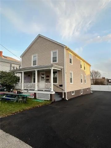 $570,000 | 214 Franklin Street, Bristol, RI 02809