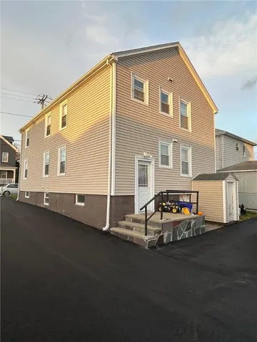 $570,000 | 214 Franklin Street, Bristol, RI 02809