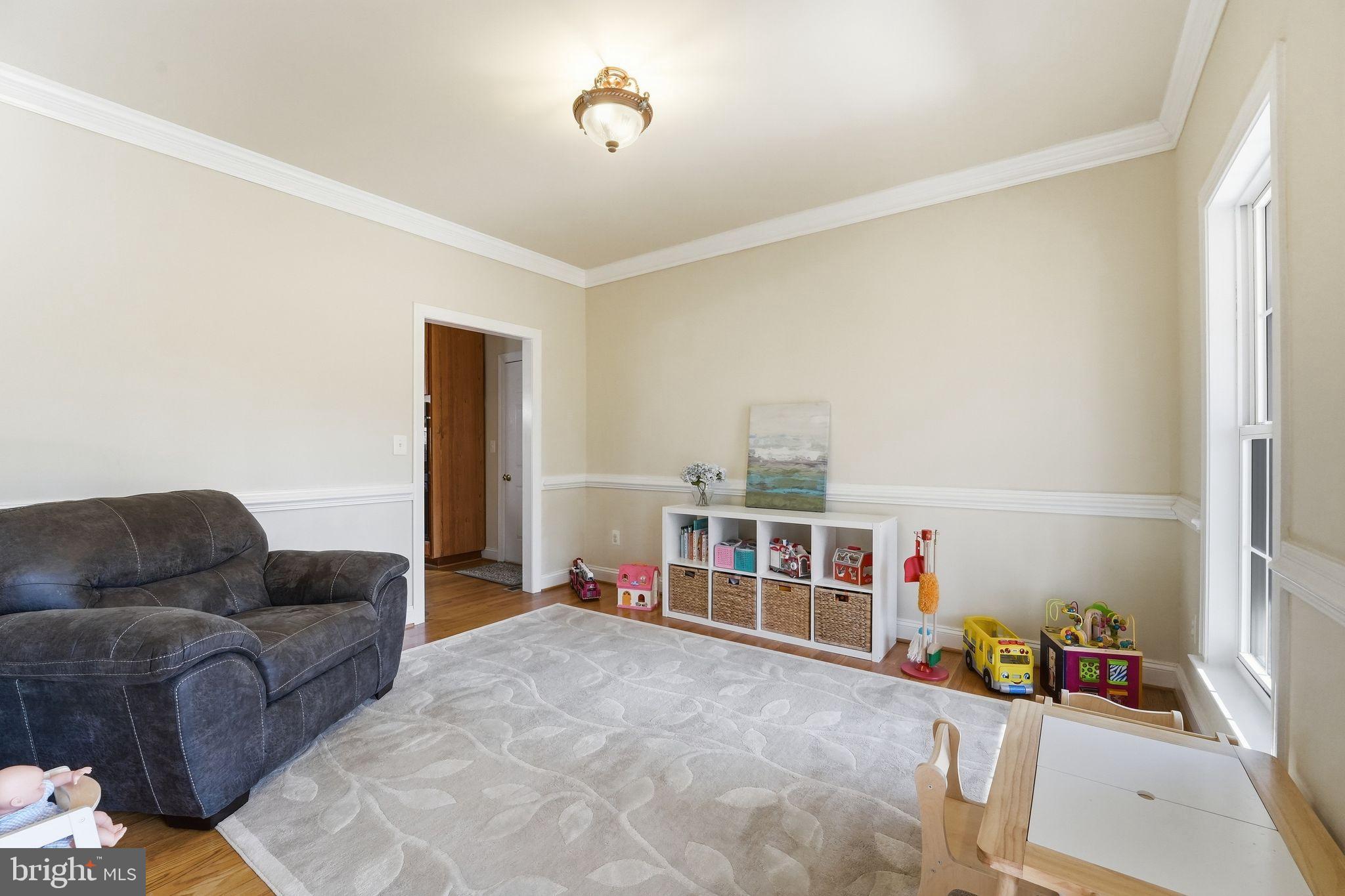 2171 Towles Road Midland, VA 22728 - Photo 12 of 58 a living room with furniture and a couch