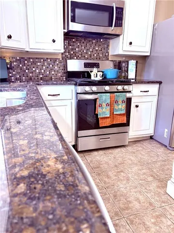 $265,000 | 211 Big Island Loop, Deville, LA 71328