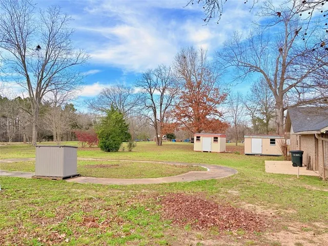 $265,000 | 211 Big Island Loop, Deville, LA 71328