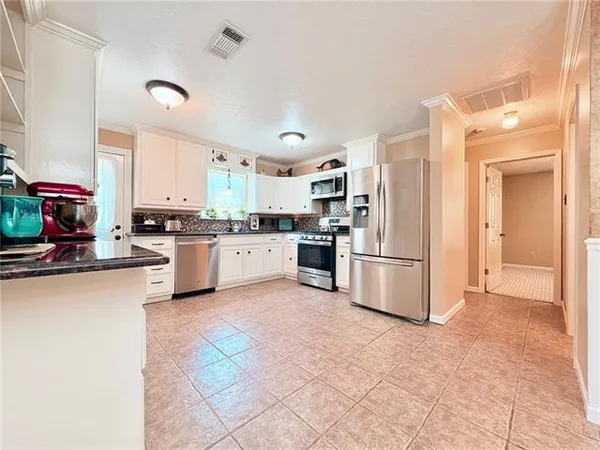 $259,000 | 211 Big Island Loop, Deville, LA 71328