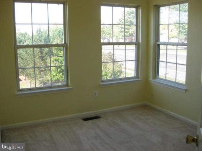 6401 McCoy Road Centreville, VA 20121 - Photo 9 of 11 Bedroom #2