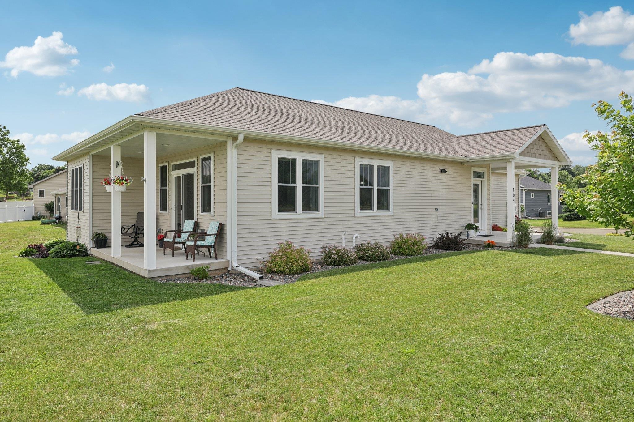 104 Oakview Drive Rio, WI 53960 - Photo 1 of 1 Gallery Image 1