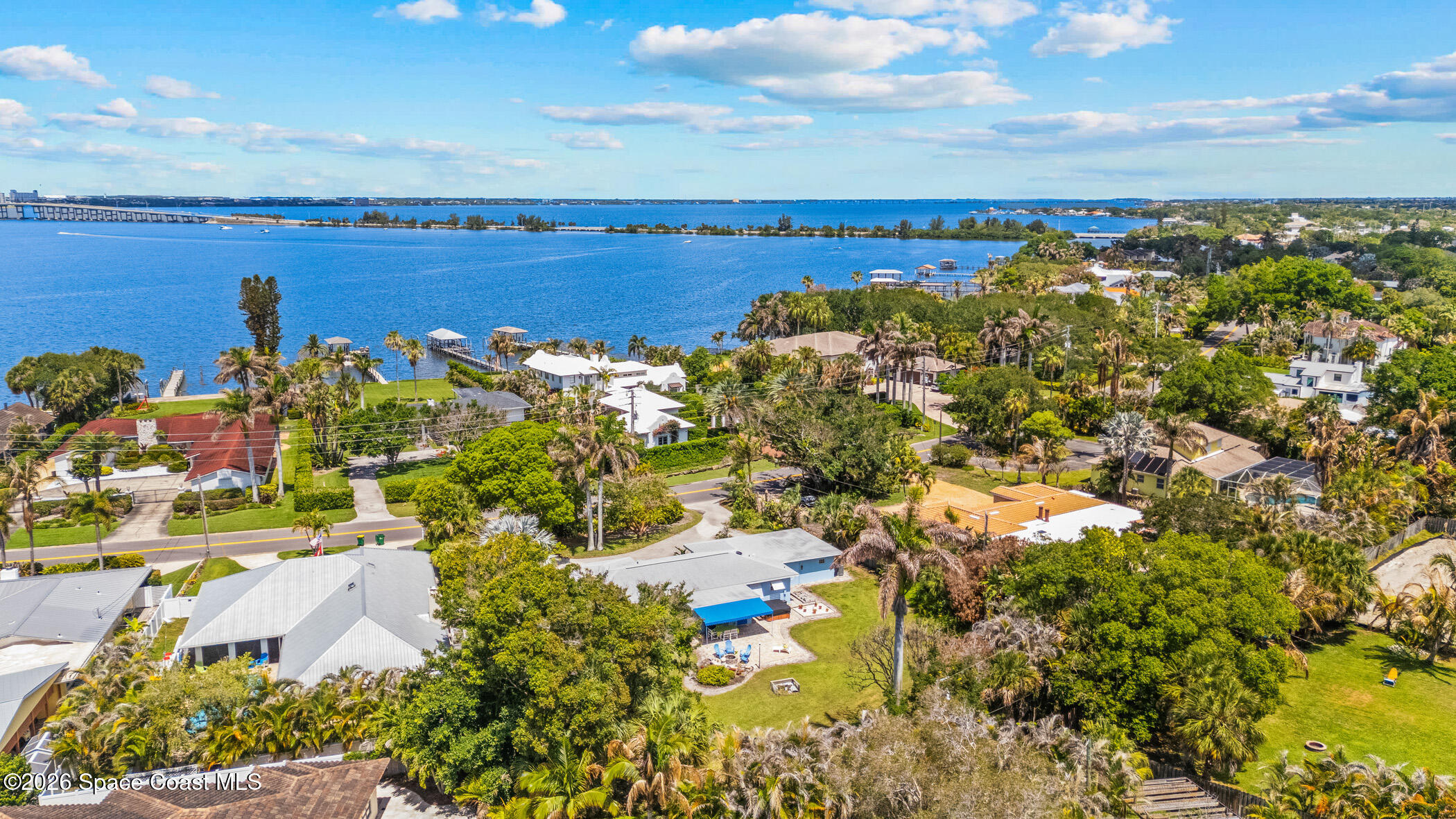 1209 S Riverside Drive - Aerial