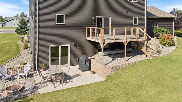 $624,900 | 5474 Jade Lane, Mountain Iron, MN 55768