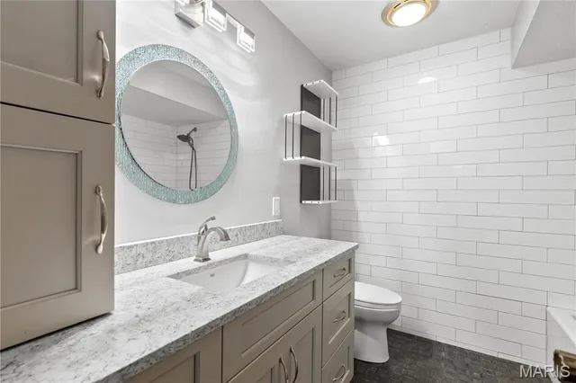 $299,500 | 63 Glendale Drive, Glen Carbon, IL 62034