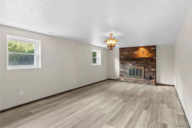 $299,500 | 63 Glendale Drive, Glen Carbon, IL 62034