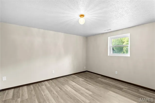 $299,500 | 63 Glendale Drive, Glen Carbon, IL 62034