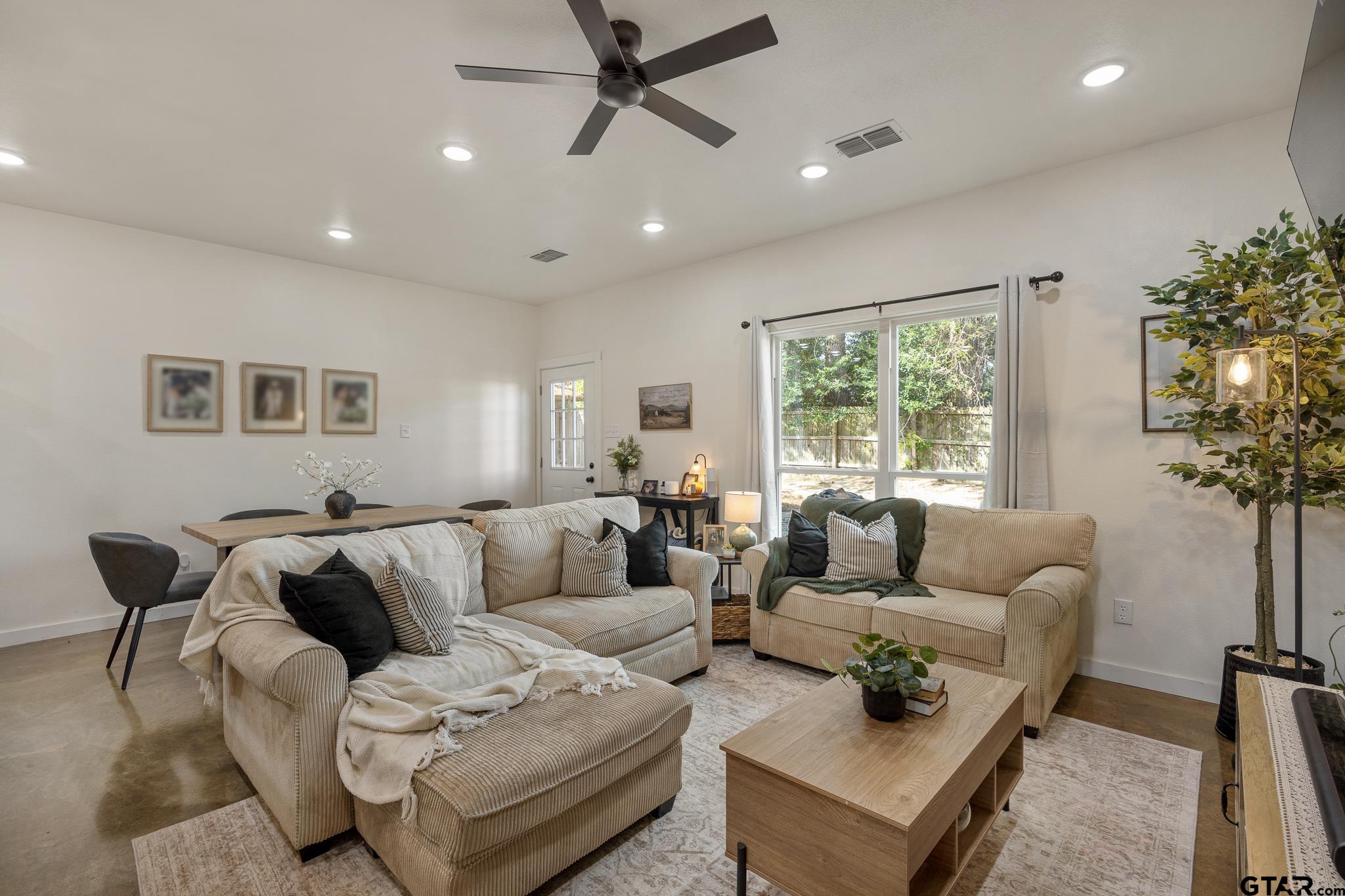 13366 Garden Lake Road Tyler, TX 75703 - Photo 14 of 28