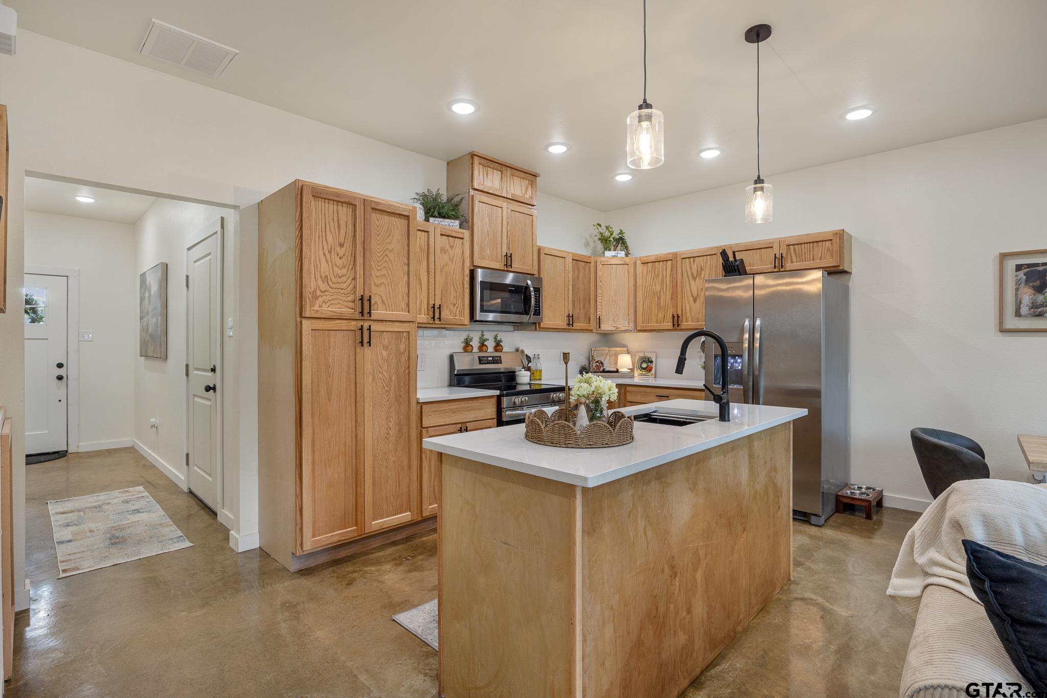 13366 Garden Lake Road Tyler, TX 75703 - Photo 7 of 28