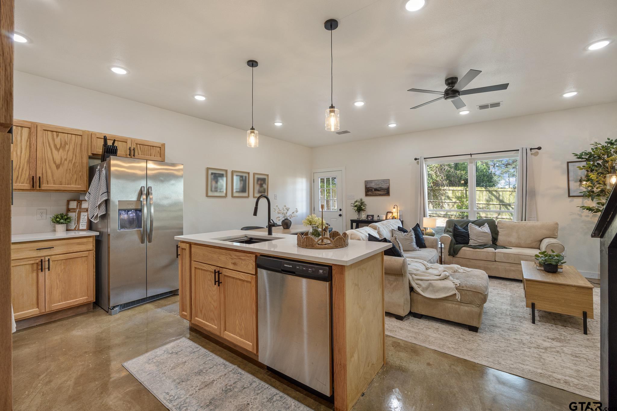 13366 Garden Lake Road Tyler, TX 75703 - Photo 8 of 28