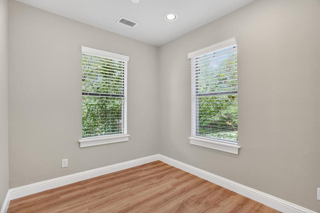3800 Medford Road Fort Worth, TX 76103 - Photo 23 of 39